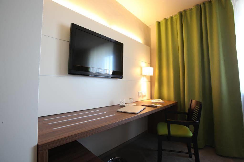 Joesepp'S Hotel Am Schweizerberg 메밍겐 외부 사진